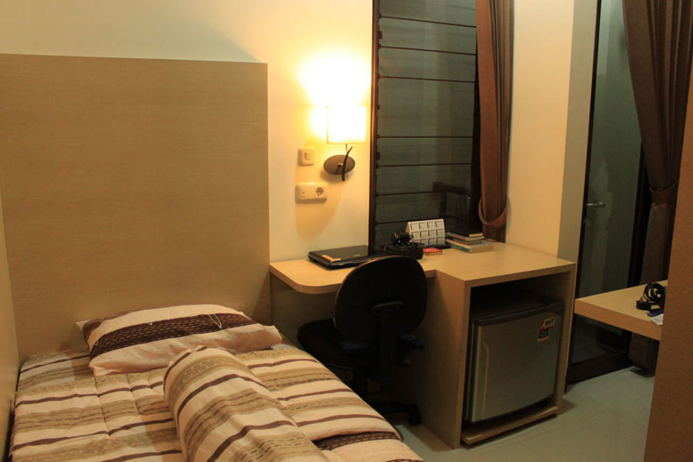 Griya Amartha Hotel Jakarta Exterior photo