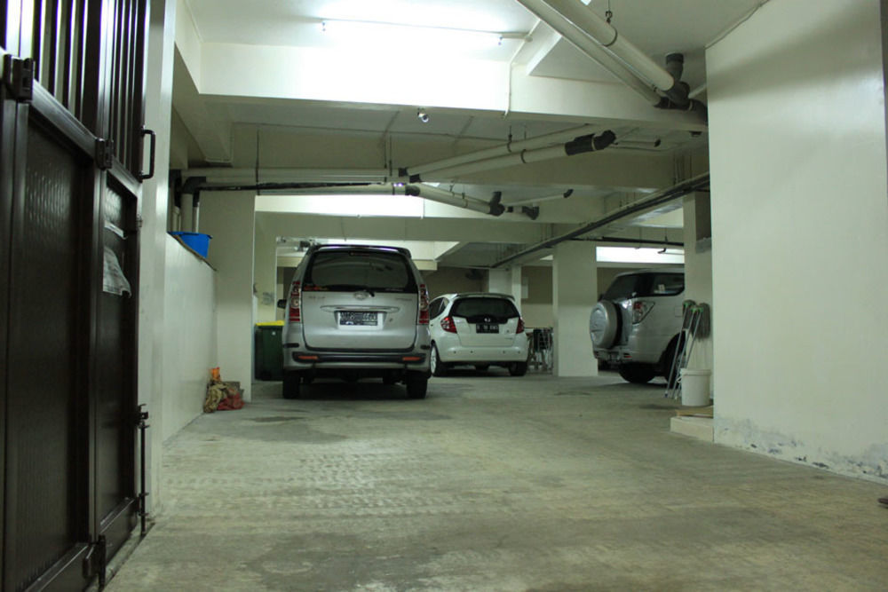 Griya Amartha Hotel Jakarta Exterior photo